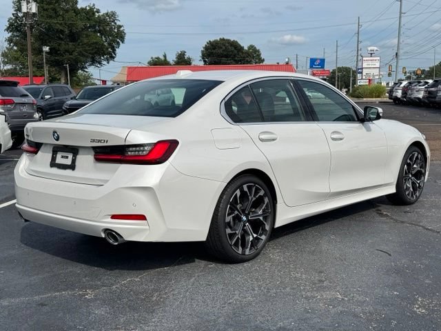 Used 2026 BMW 330i xDrive Sedan AWD/4WD image 5