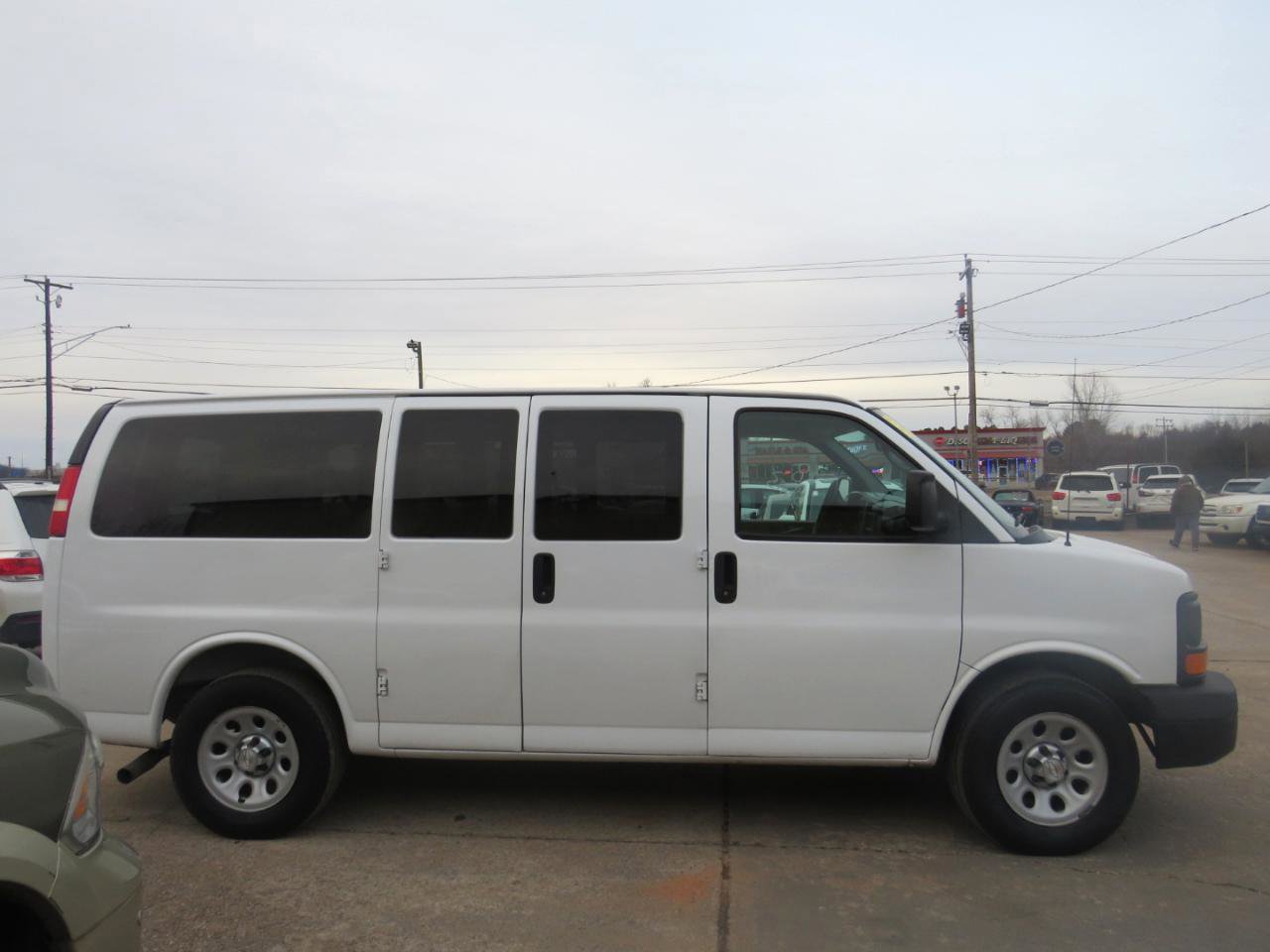 Used 2014 Chevrolet Express 1500 LS image 4