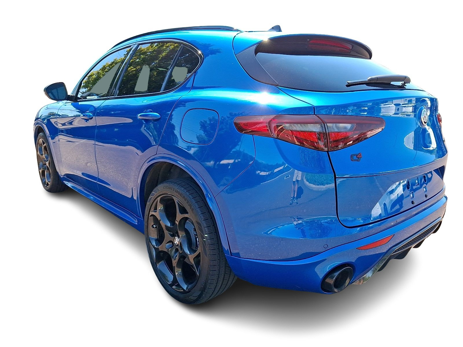 Used 2023 Alfa Romeo Stelvio Estrema AWD/4WD image 4