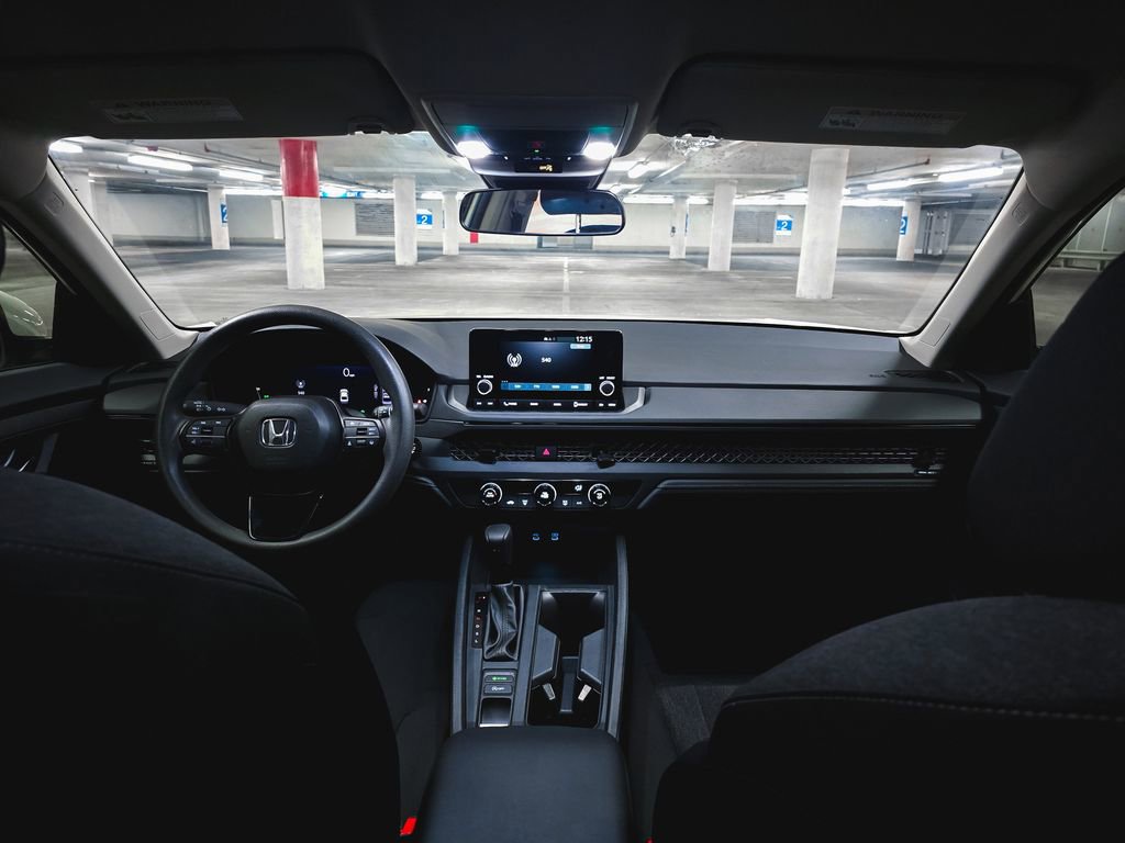 Certified 2023 Honda Accord LX image 3