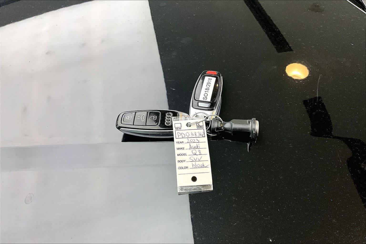 Used 2023 Audi Q8 Premium Plus AWD/4WD image 15