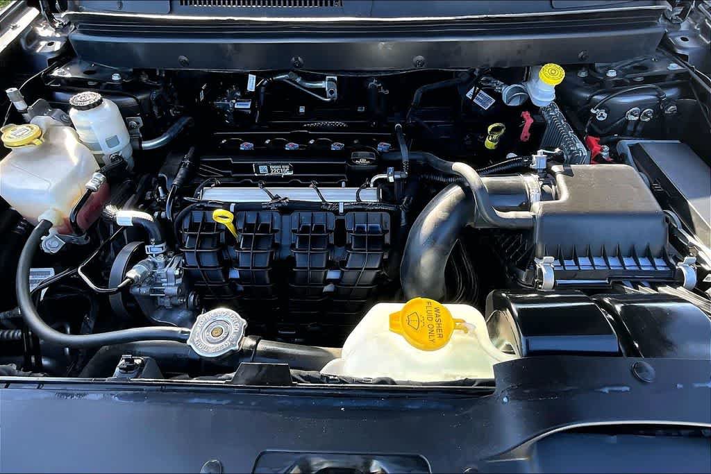 Used 2020 Dodge Journey SE w/ Blacktop Package FWD image 8