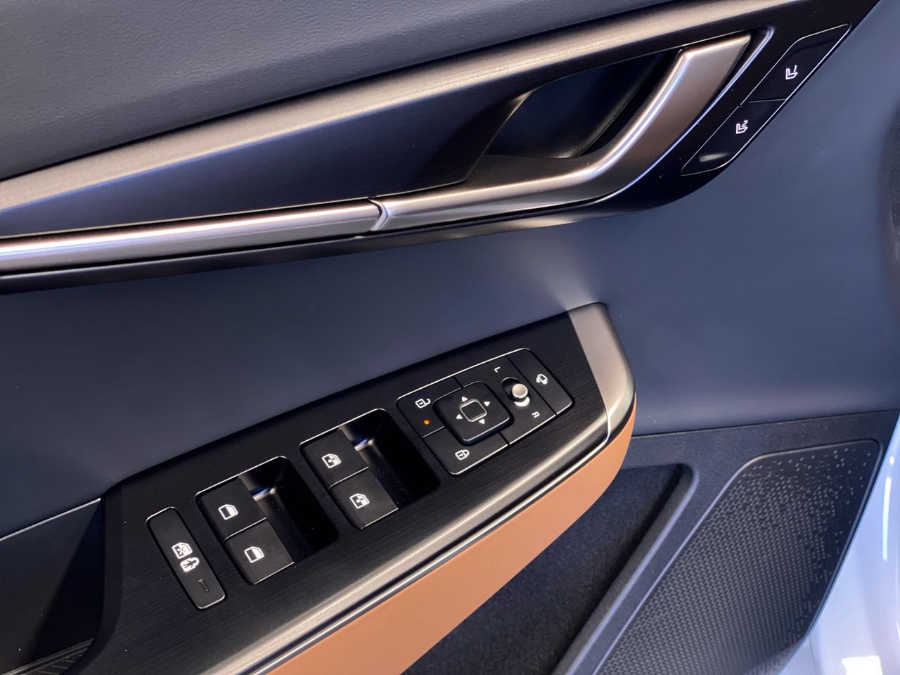 New 2026 Kia EV6 Wind RWD image 18