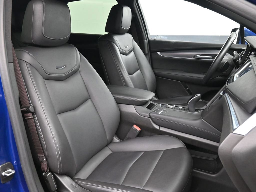 Certified 2023 Cadillac XT5 Luxury image 17