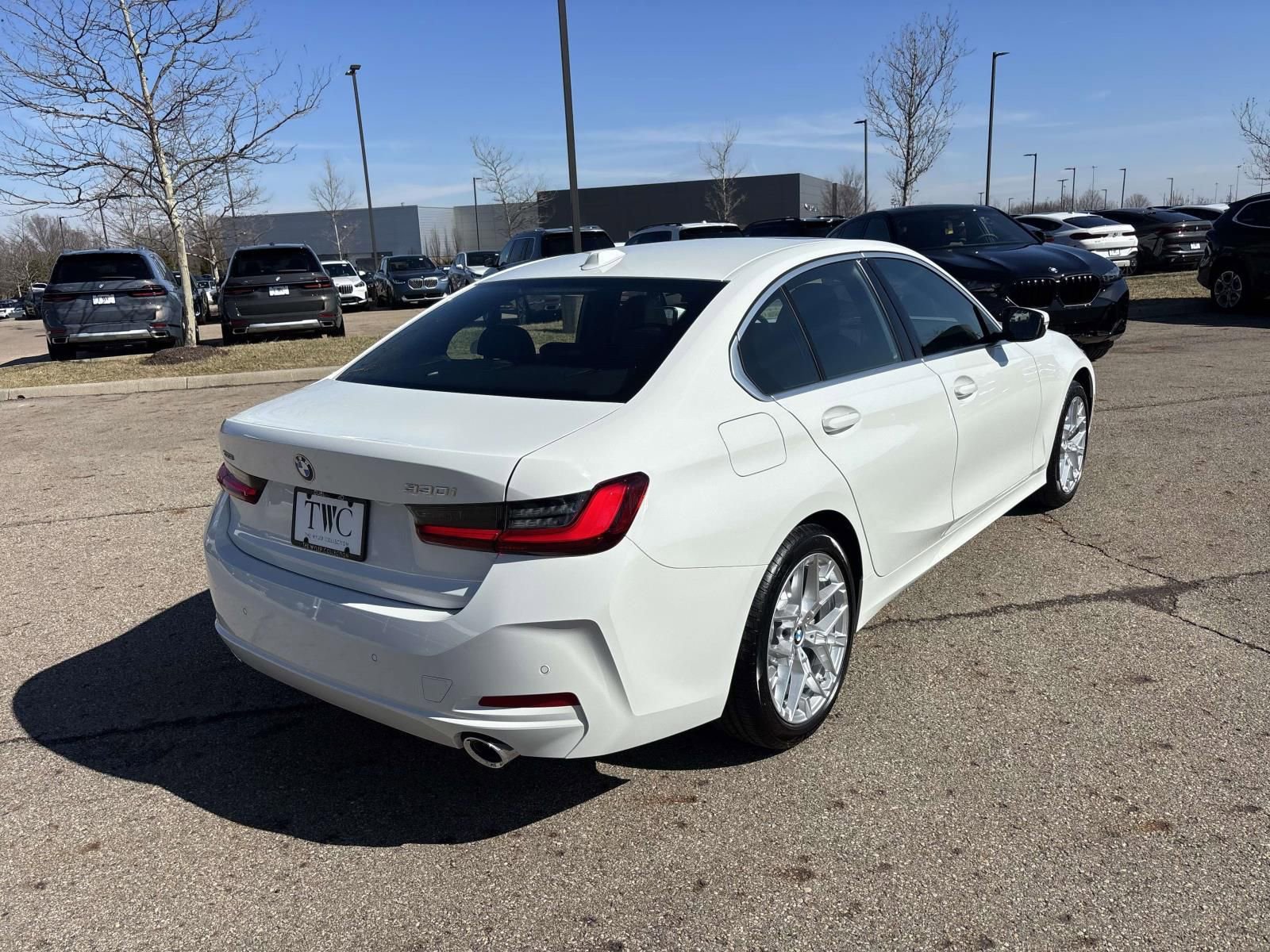 New 2026 BMW 330i xDrive Sedan w/ Premium Package AWD/4WD image 7