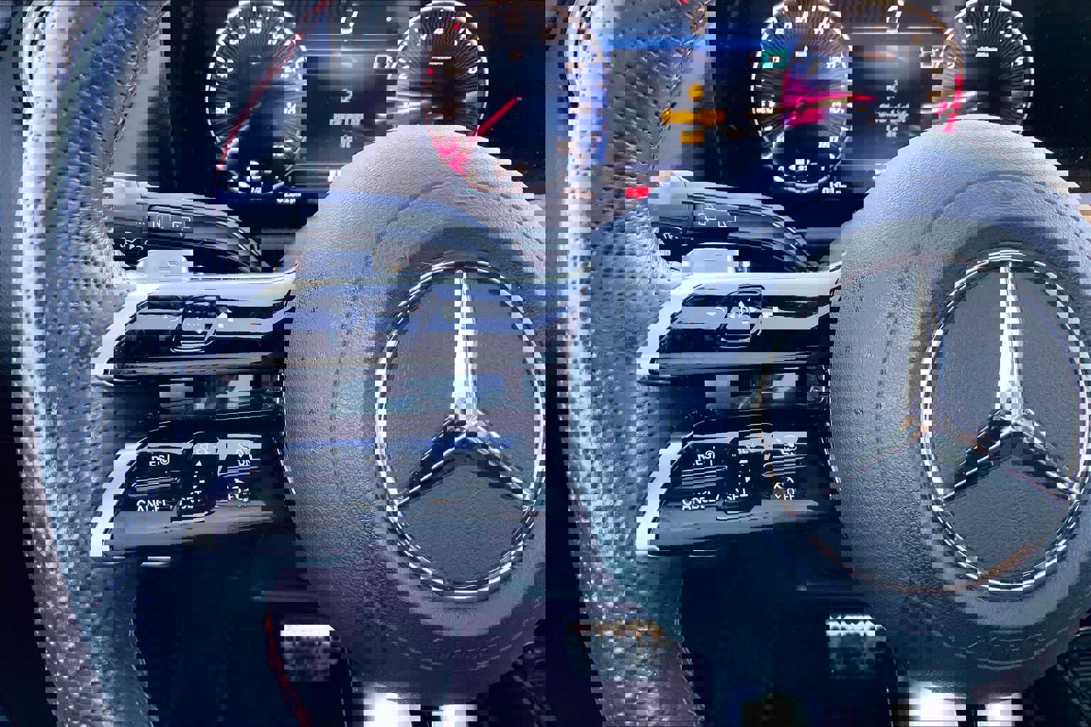 Used 2024 Mercedes-Benz GLA 250 4MATIC image 24