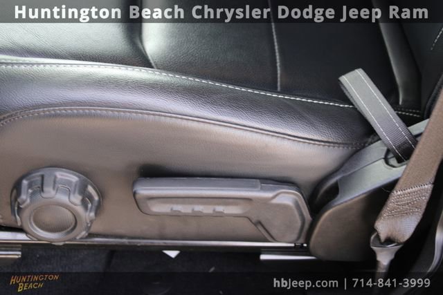 Used 2023 Jeep Wrangler Unlimited Sahara image 42