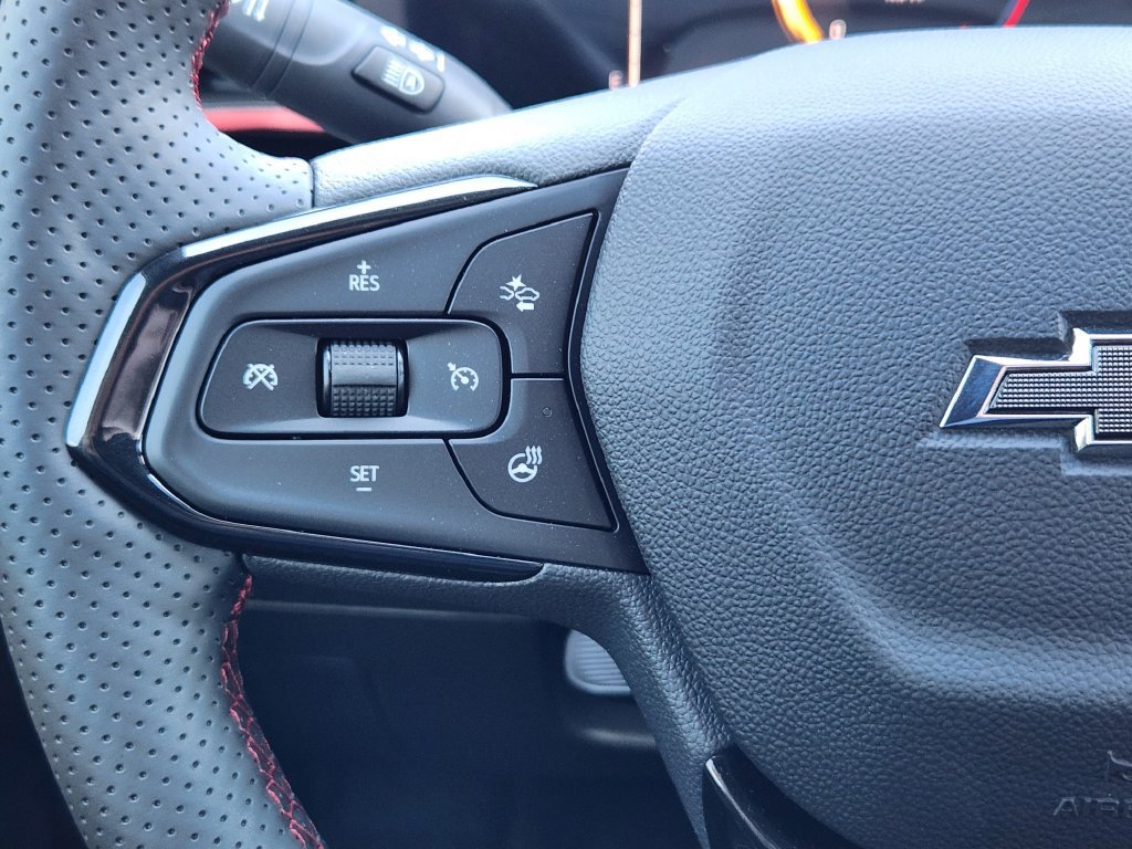 New 2026 Chevrolet Trax RS w/ Driver Confidence Package FWD image 15