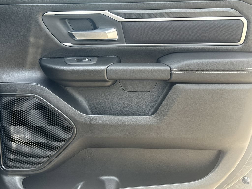 Used 2025 RAM 1500 Big Horn AWD/4WD image 17