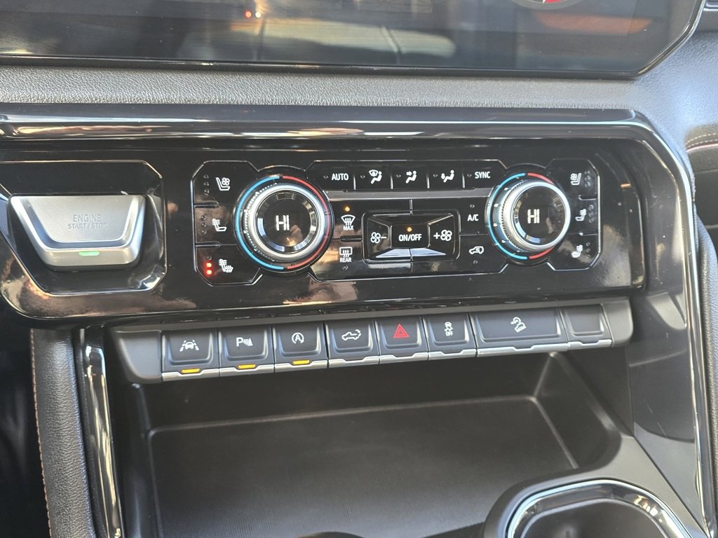 Used 2024 GMC Sierra 1500 AT4 w/ AT4 Premium Package image 25