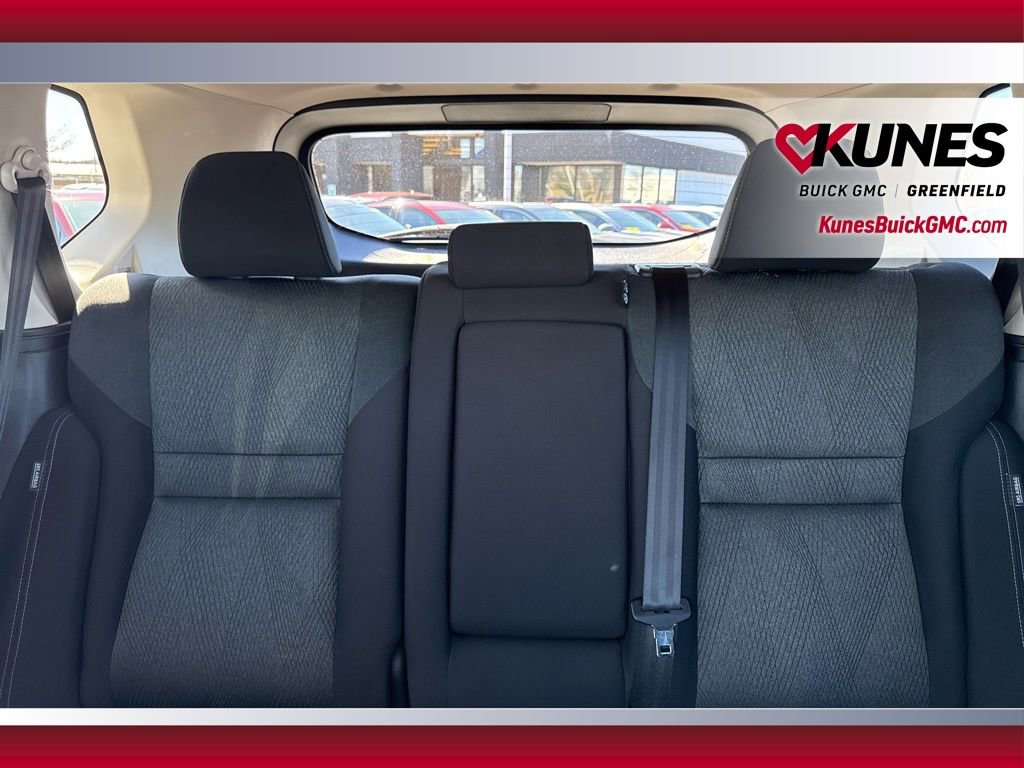 Used 2025 Nissan Rogue SV AWD/4WD image 30