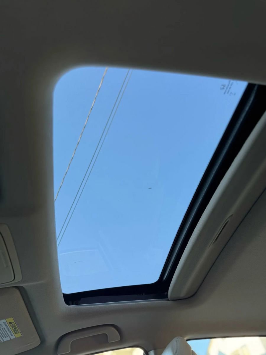 Used 2017 Honda Accord EX-L image 12