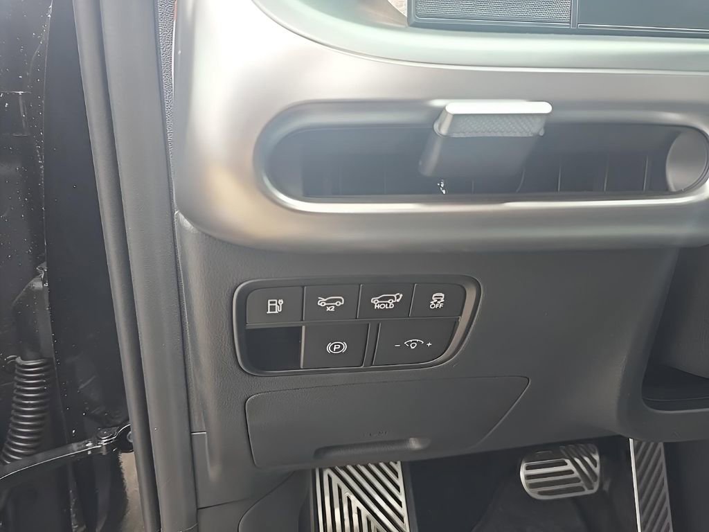 New 2026 Hyundai Ioniq 9 Calligraphy image 15