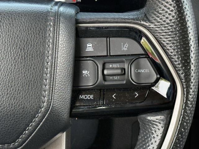 Used 2024 Toyota Tundra Limited AWD/4WD image 15