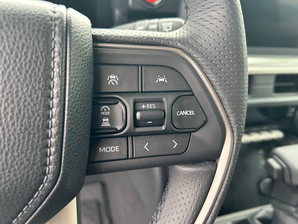 Used 2026 Toyota 4Runner TRD Off-Road image 15