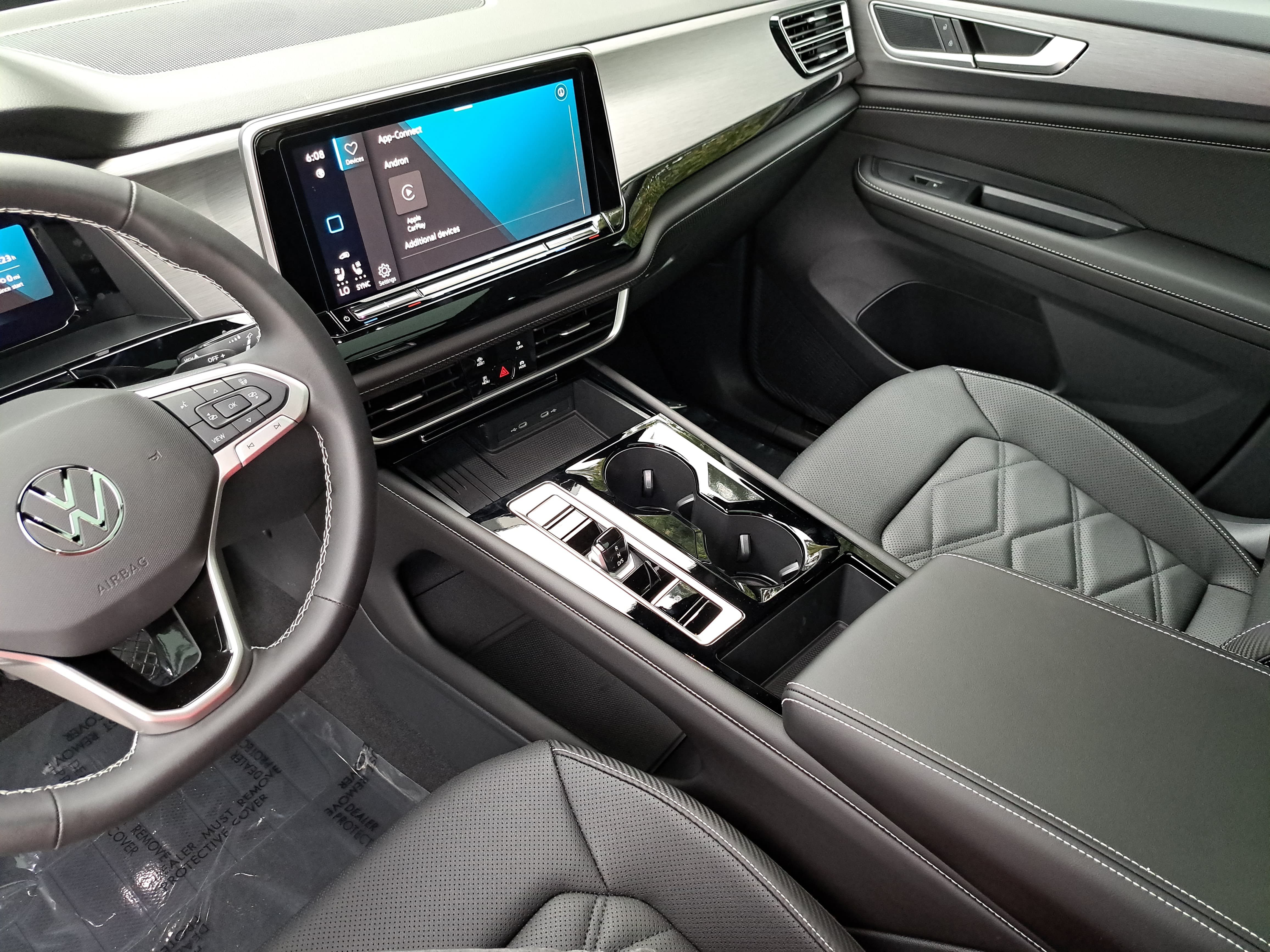New 2026 Volkswagen Atlas Cross Sport SE FWD image 23