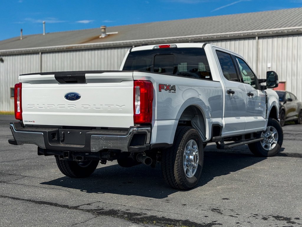 New 2026 Ford F250 XLT AWD/4WD image 3
