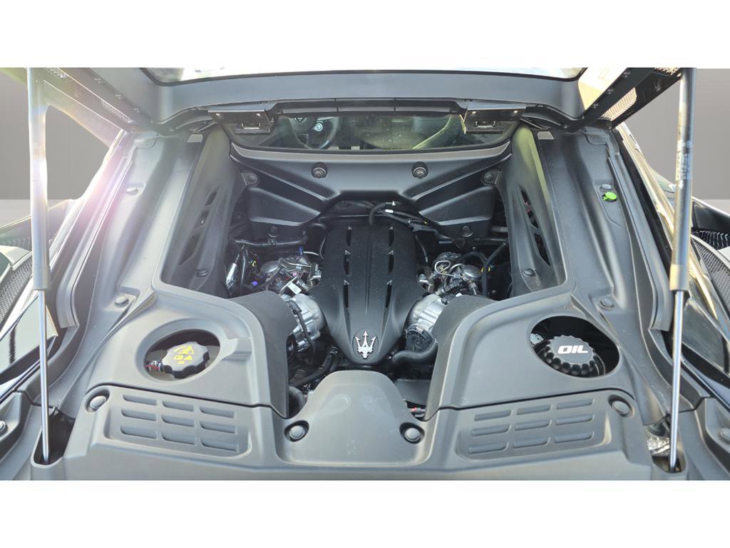 Used 2022 Maserati MC20 Coupe image 35