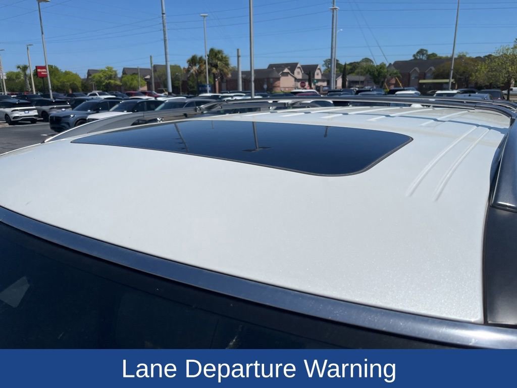 Used 2022 Nissan Armada Platinum w/ Captain's Chairs Package image 9