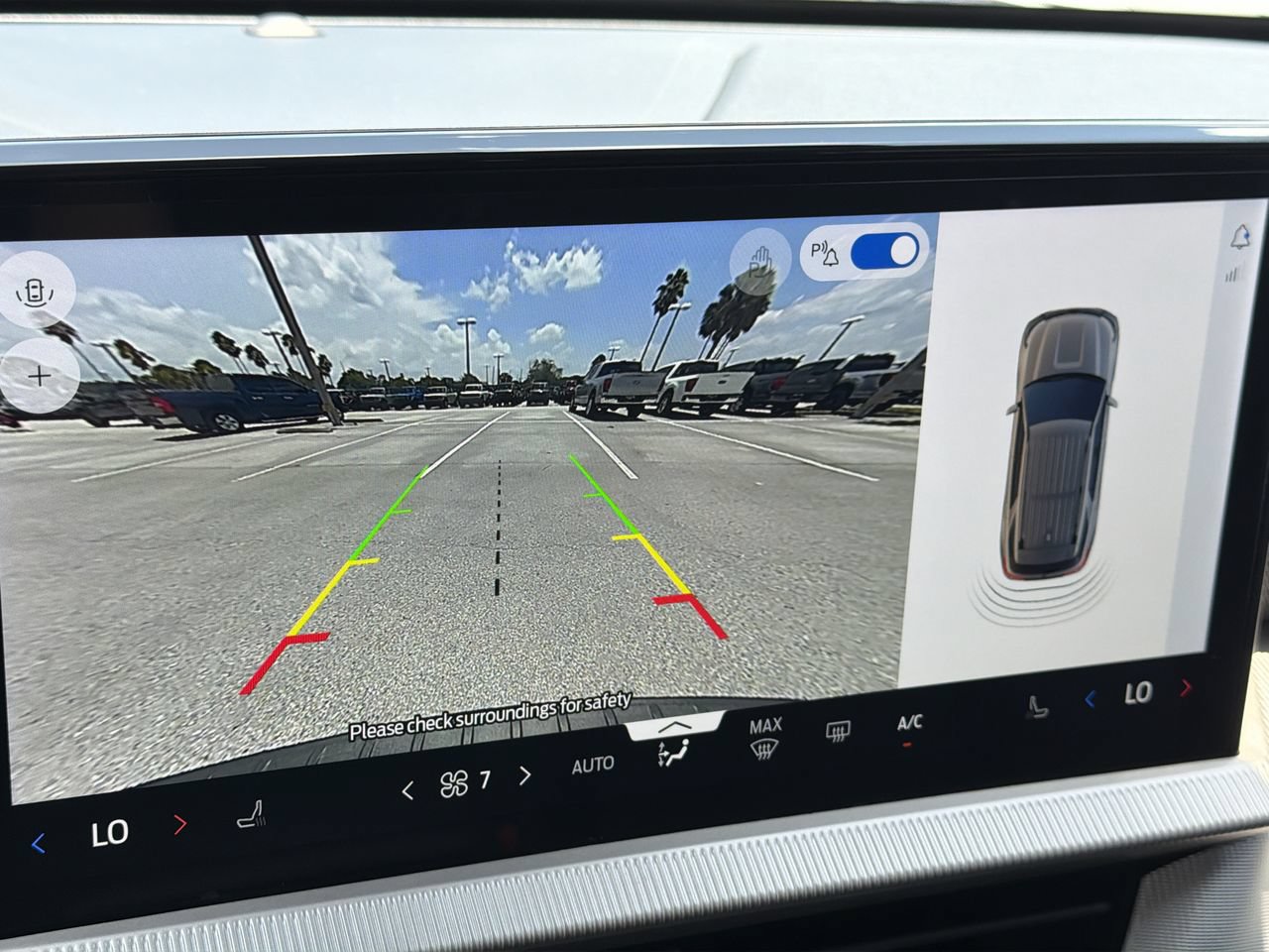 Certified 2025 Ford Explorer Active RWD image 22