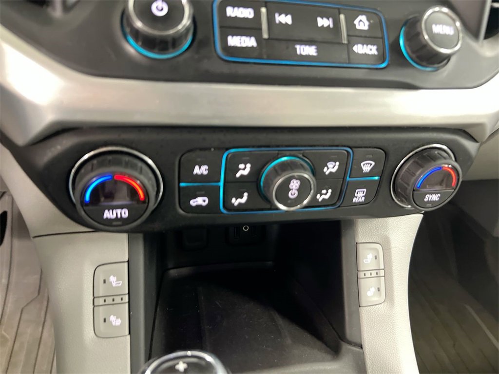 Used 2017 GMC Acadia SLT image 15