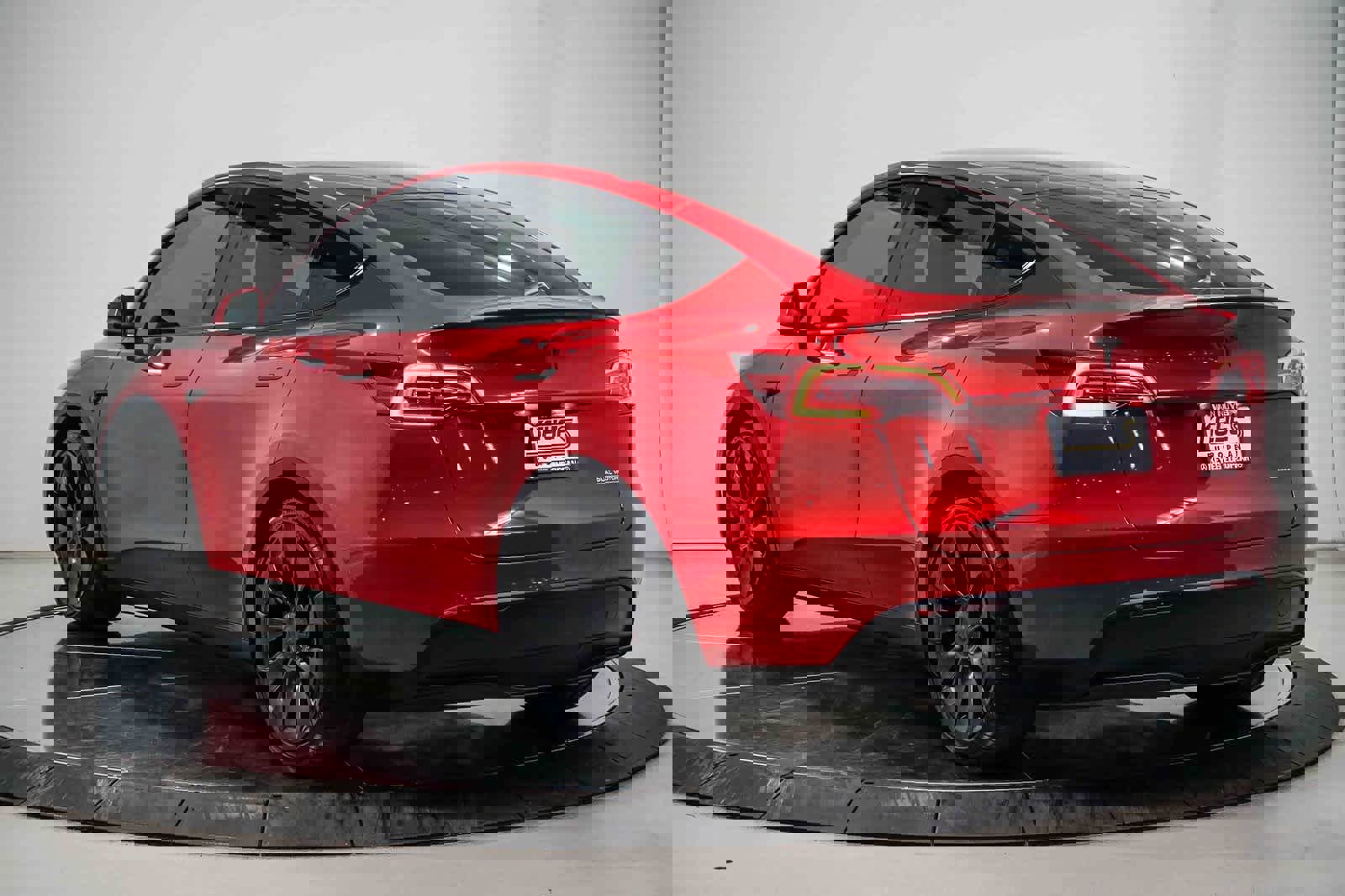 Used 2022 Tesla Model Y Performance image 2