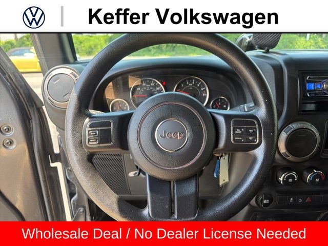 Used 2016 Jeep Wrangler Unlimited Sport AWD/4WD image 16