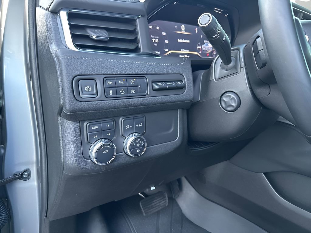 Used 2024 GMC Yukon Denali image 28