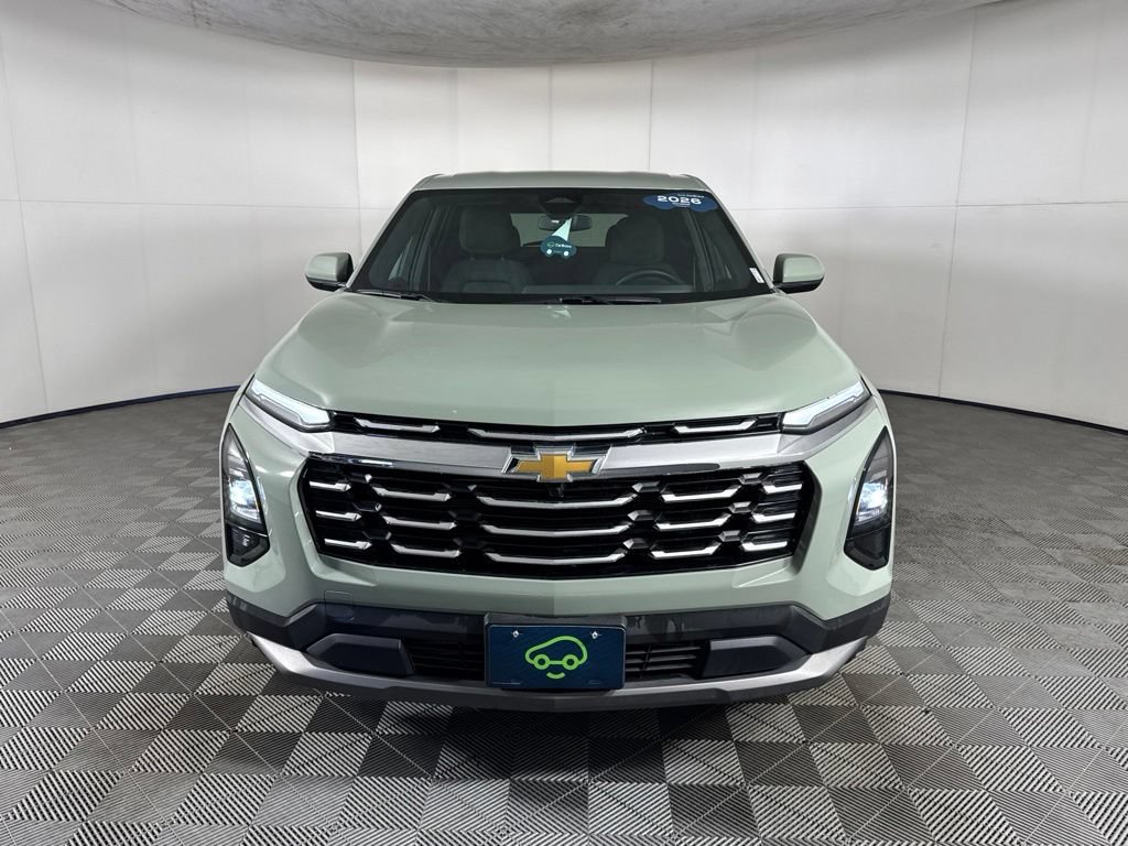 Certified 2026 Chevrolet Equinox LT AWD/4WD image 2