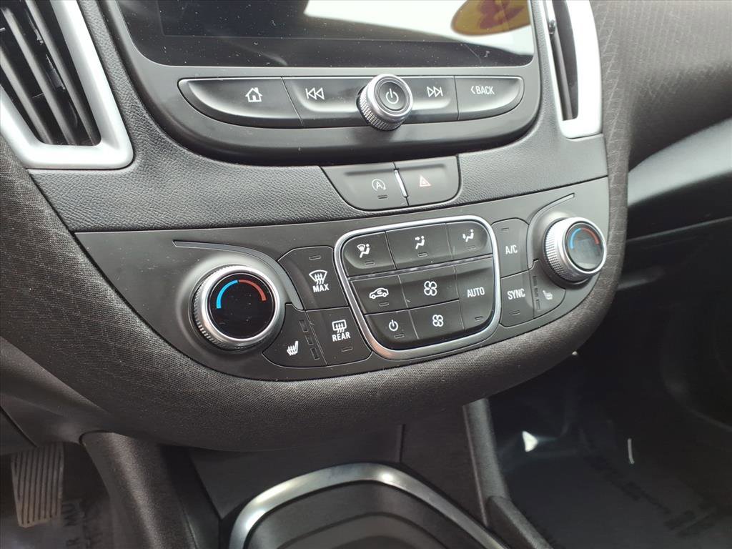 Used 2023 Chevrolet Malibu LT image 18