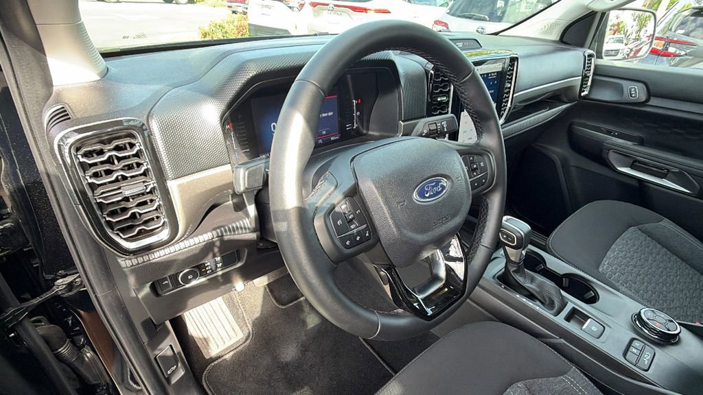 Used 2024 Ford Ranger XLT w/ FX4 Off-Road Package AWD/4WD image 32