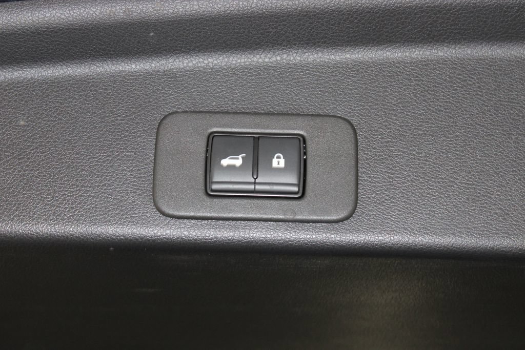 Used 2025 Nissan Murano SL w/ Cargo Package AWD/4WD image 11
