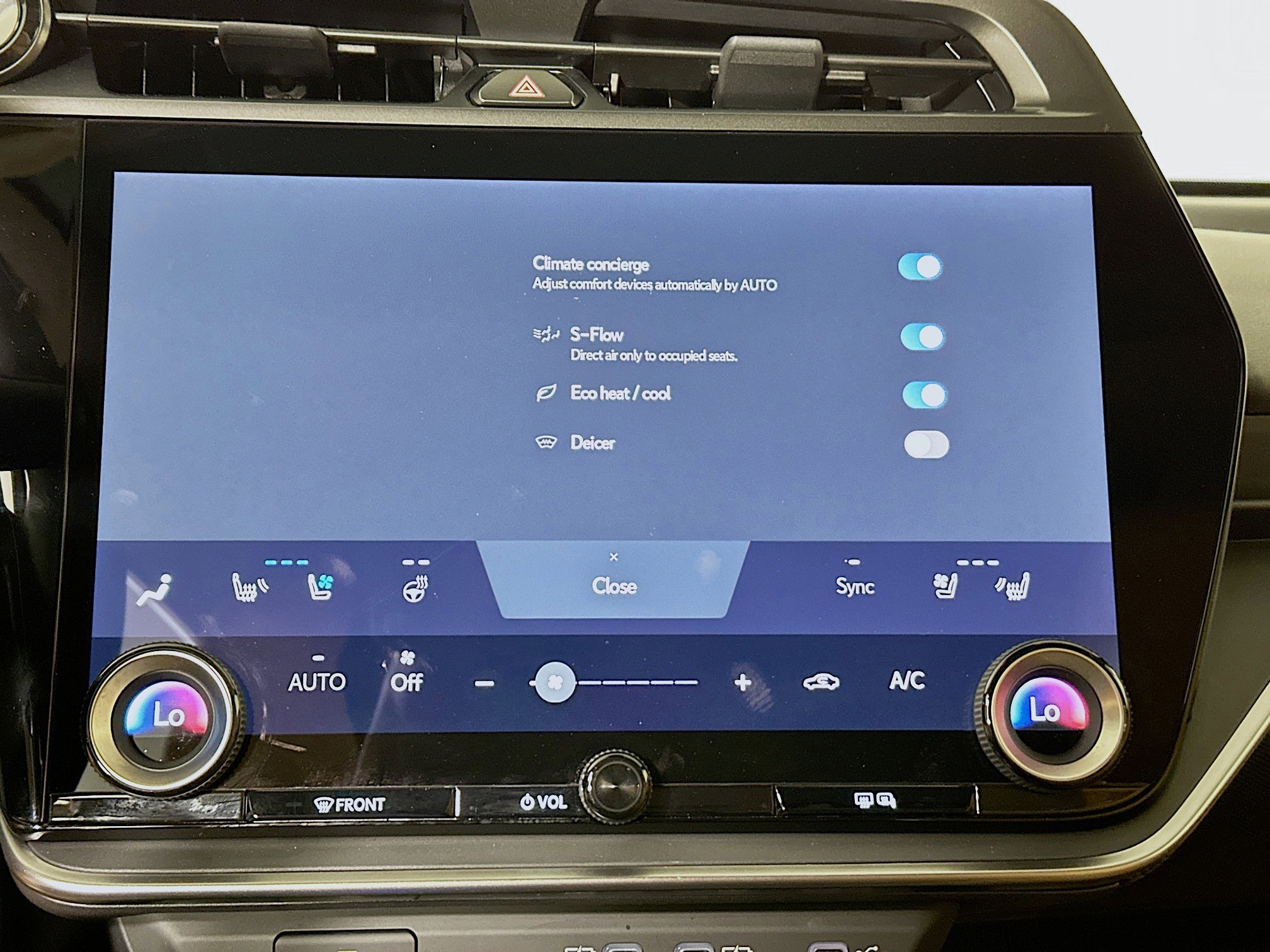 Used 2024 Lexus RZ 300e Premium w/ Accessory Package (Z1) image 23