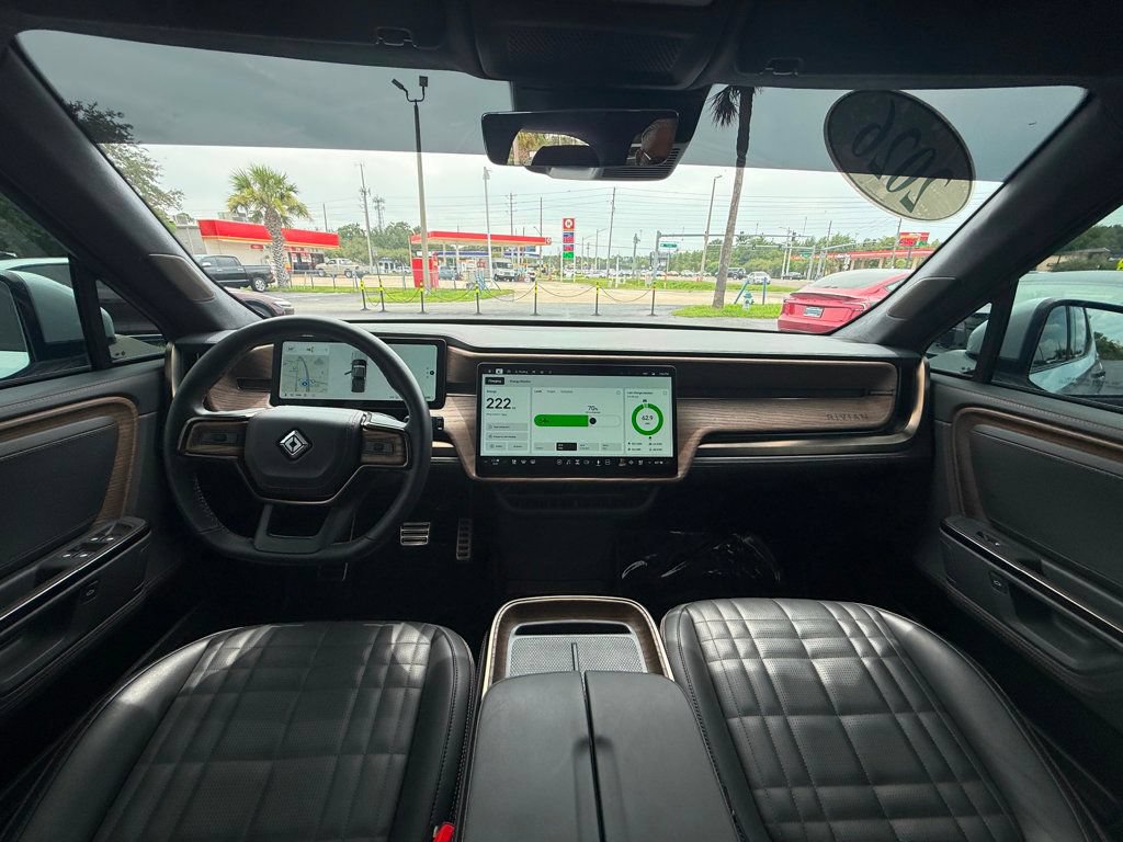 Used 2026 Rivian R1T Premium AWD/4WD image 25
