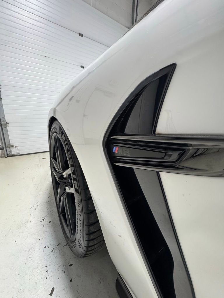 Used 2023 BMW M8 Competition AWD/4WD image 5