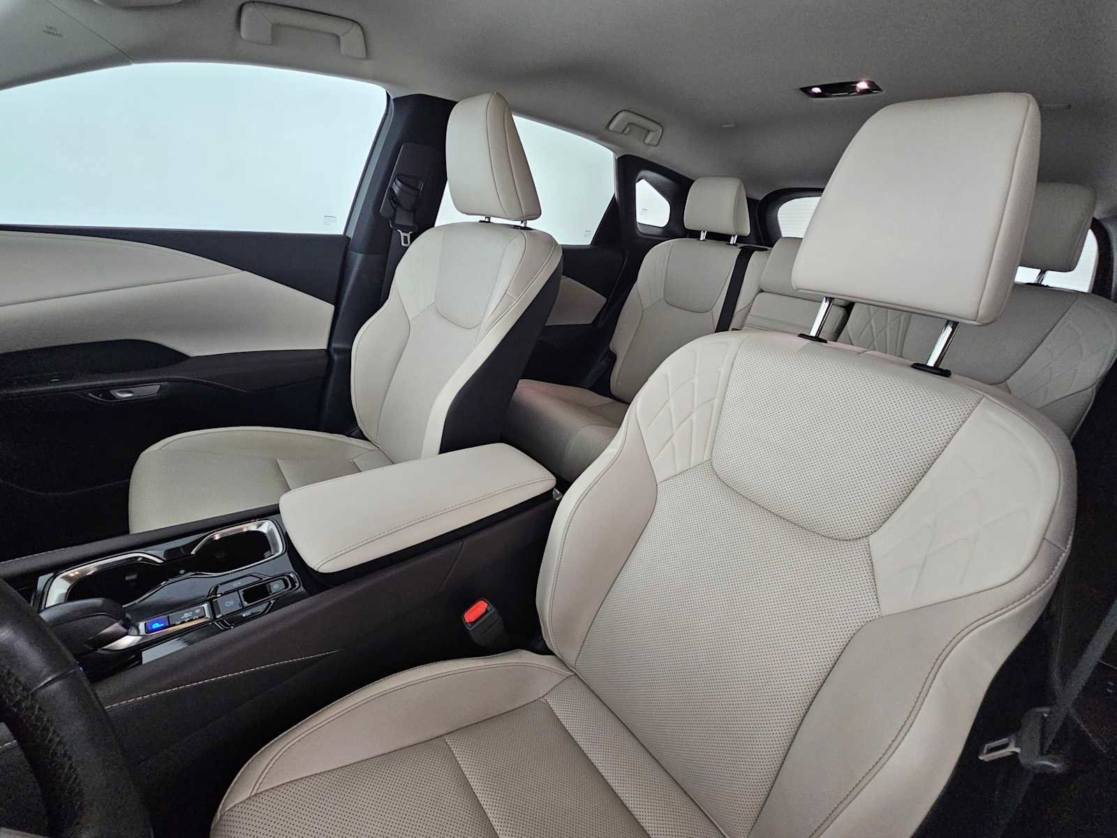Used 2024 Lexus RX 350 FWD w/ Technology Package image 21