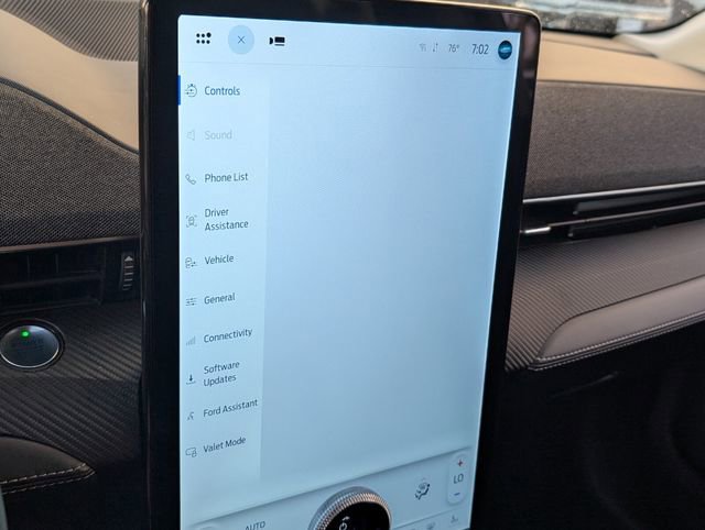 Used 2023 Ford Mustang Mach-E Premium image 17