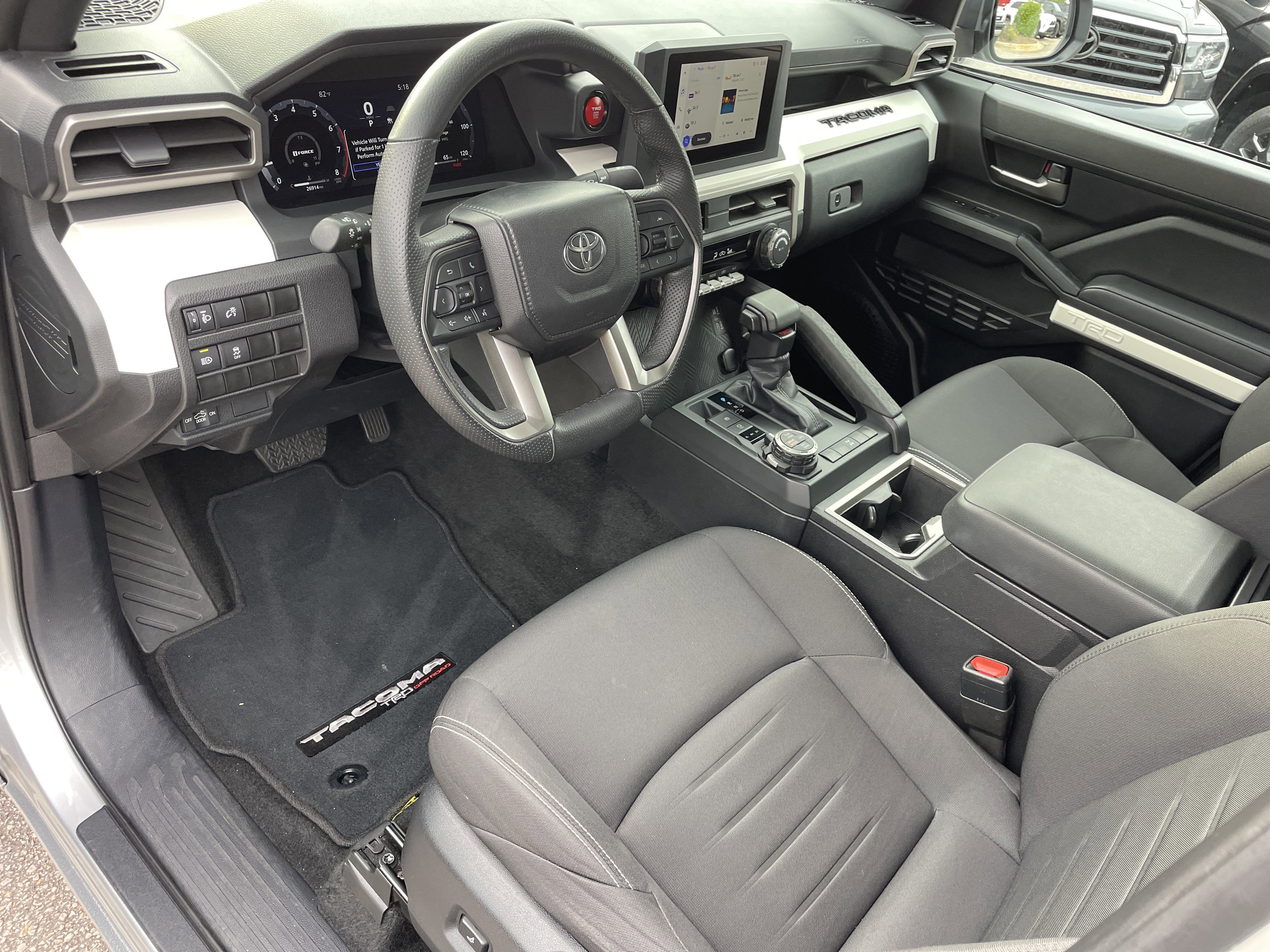 Used 2024 Toyota Tacoma TRD Off-Road image 3