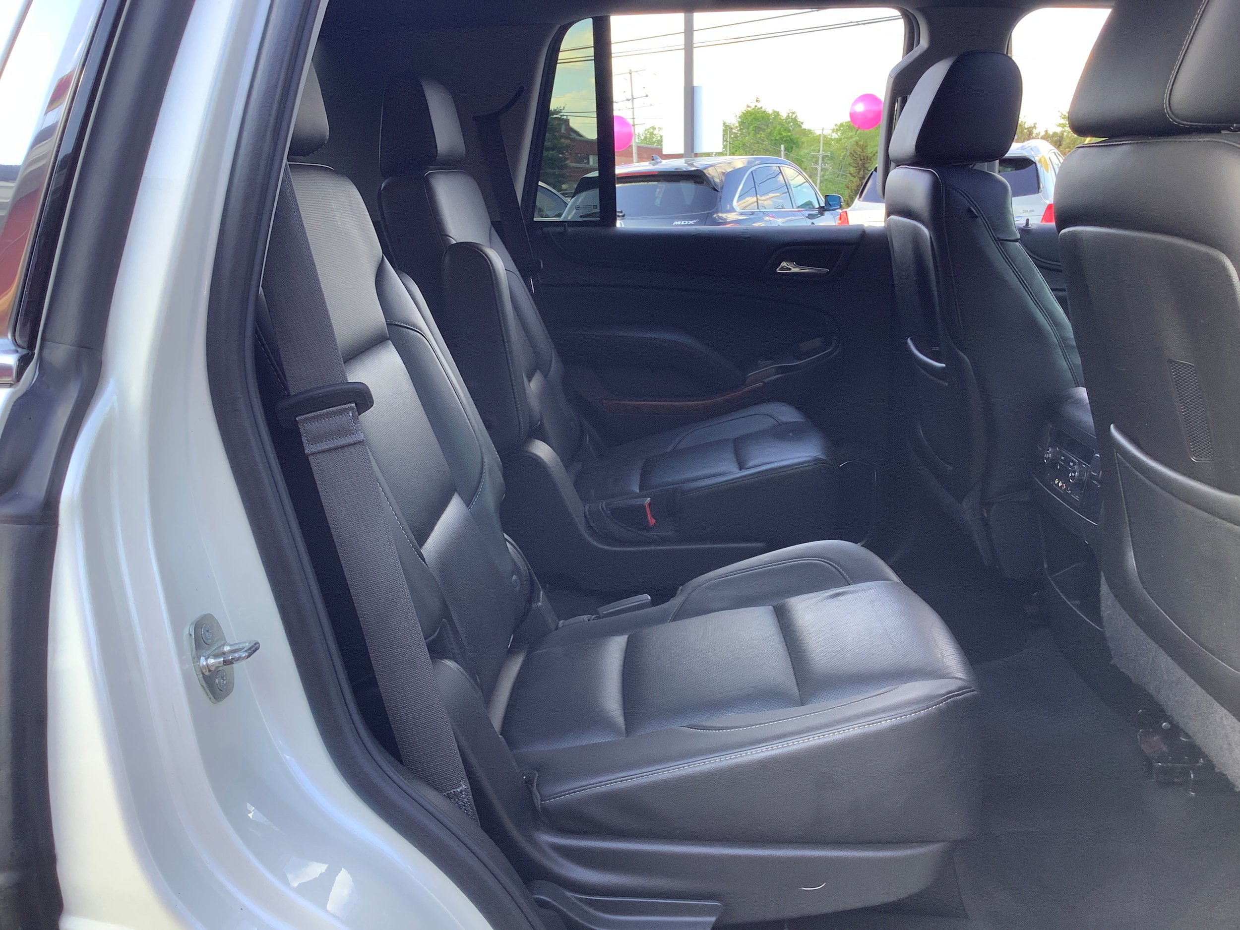 Used 2015 Chevrolet Tahoe LTZ AWD/4WD image 16