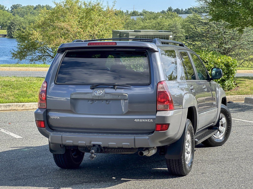 Used 2003 Toyota 4Runner SR5 AWD/4WD image 15
