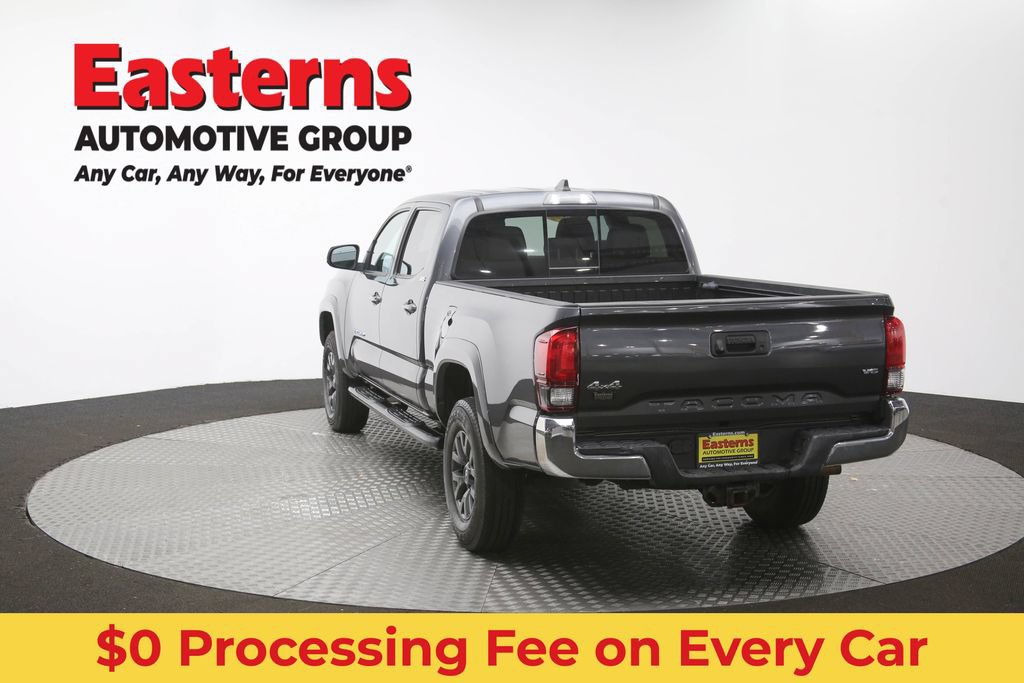 Used 2020 Toyota Tacoma SR5 AWD/4WD image 35