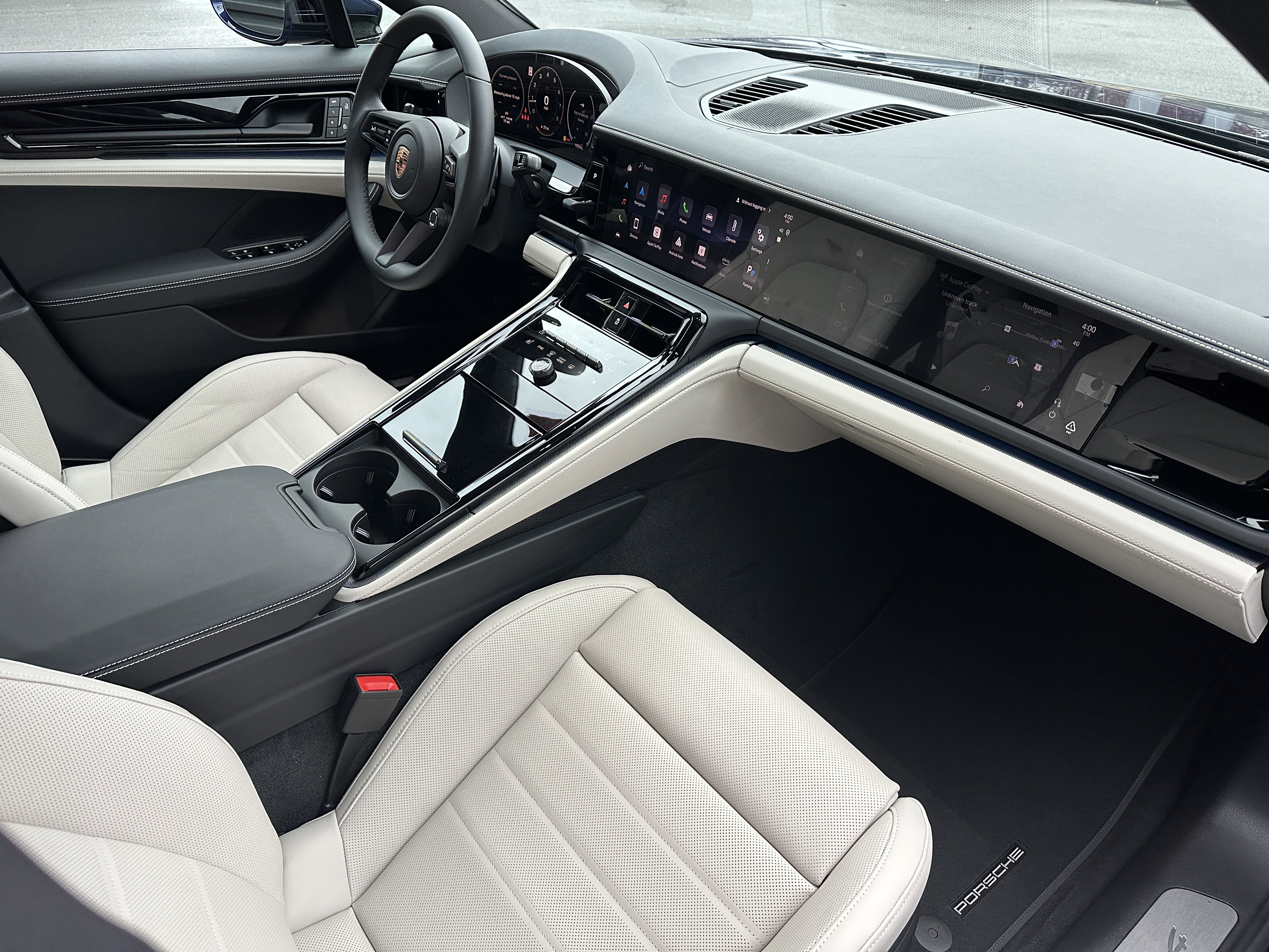 New 2026 Porsche Panamera 4 image 20