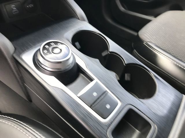 Used 2023 Ford Escape SE image 30