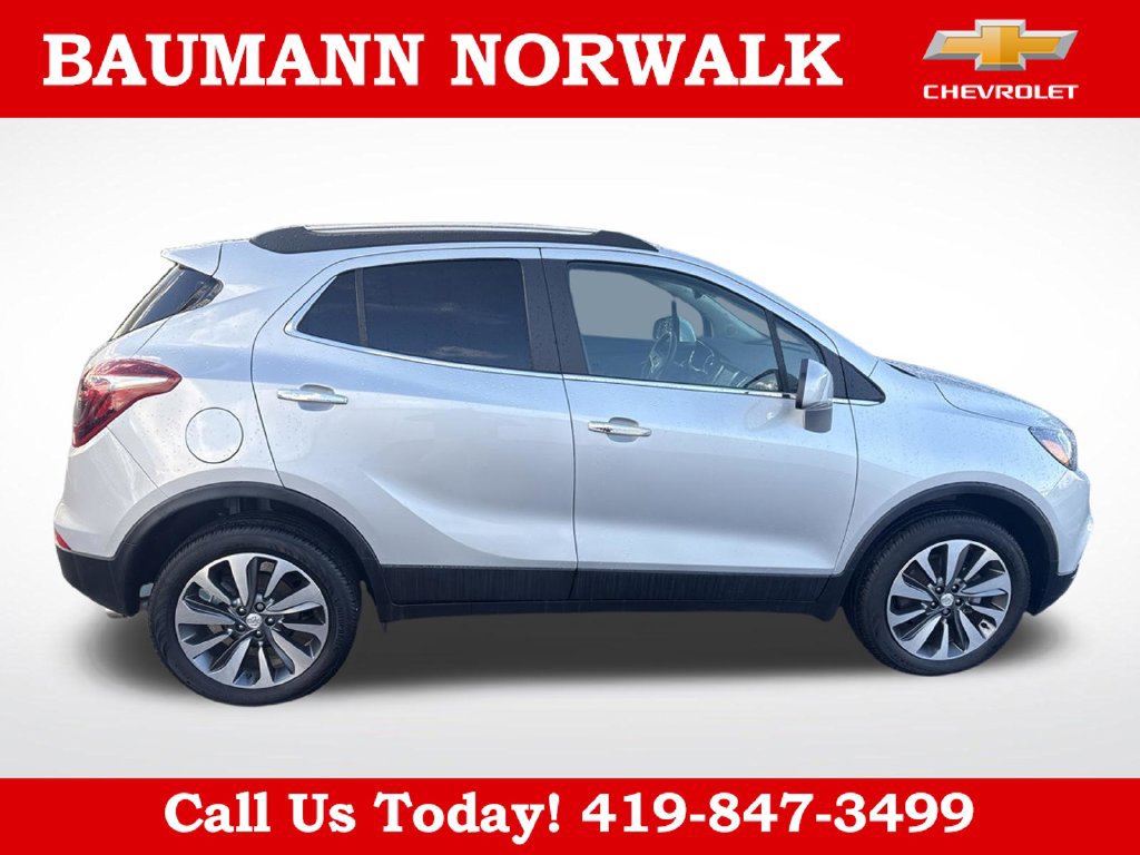 Used 2022 Buick Encore Preferred AWD/4WD image 6