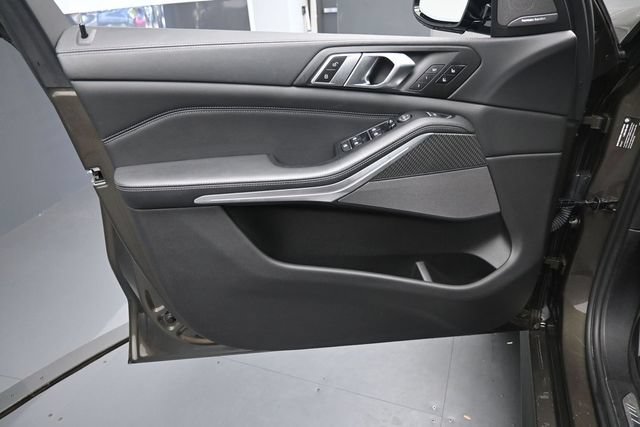Used 2023 BMW X5 M w/ Executive Package AWD/4WD image 23