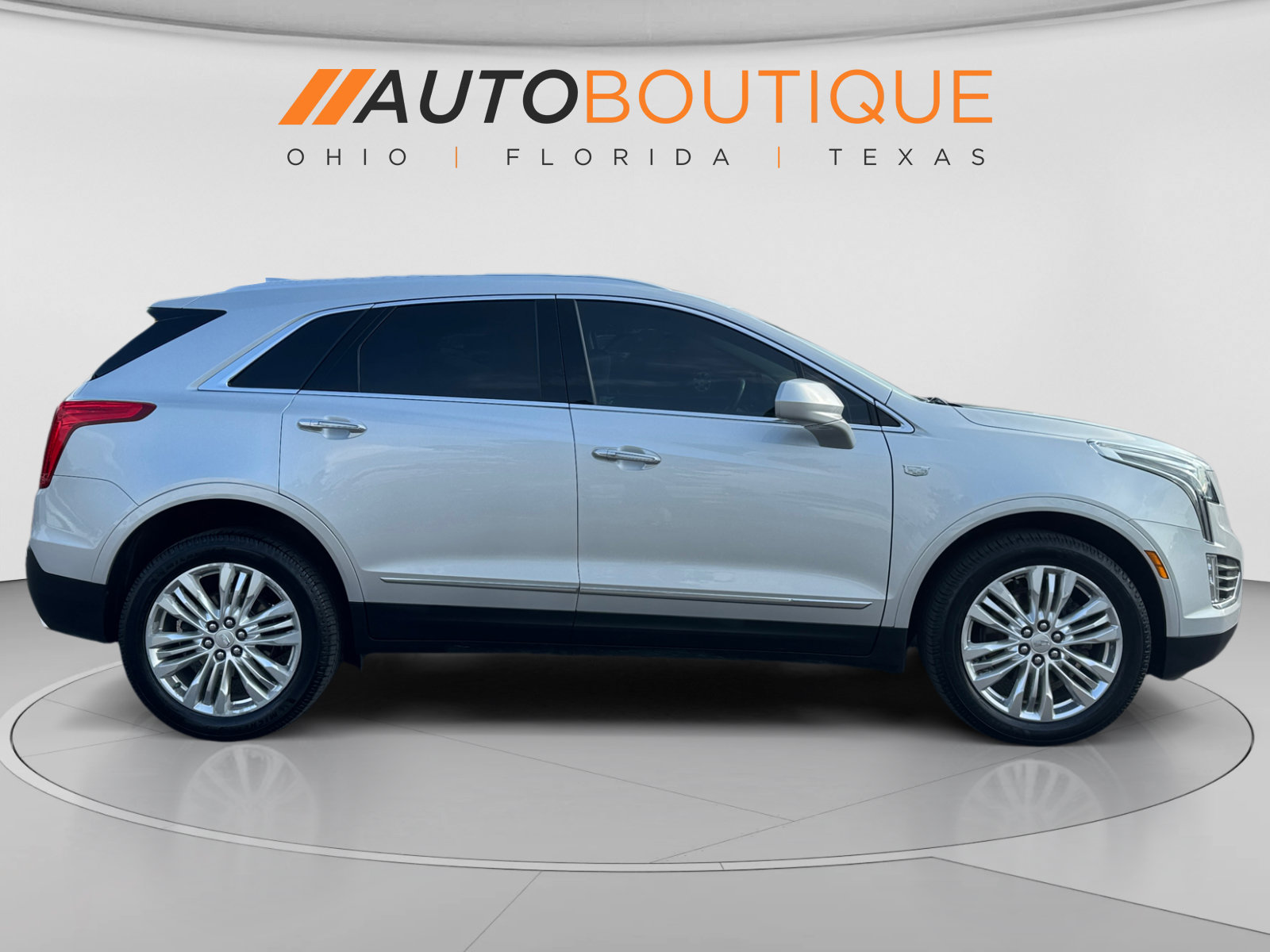 Used 2019 Cadillac XT5 Premium Luxury FWD image 7