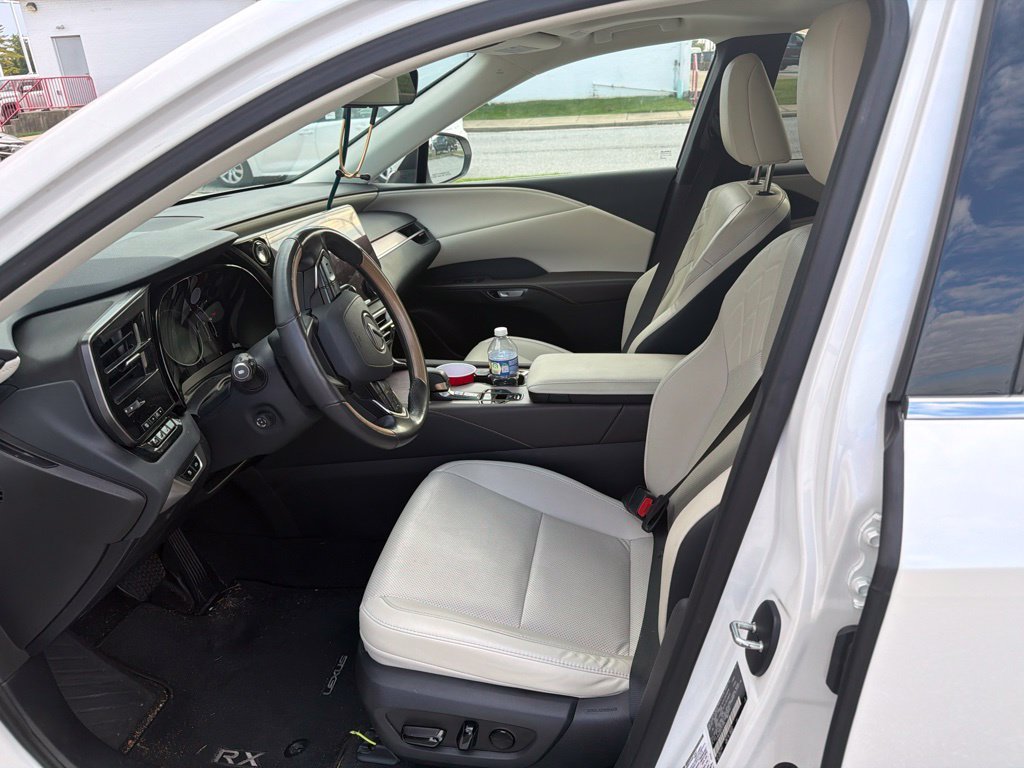 Used 2024 Lexus RX 350 Premium w/ Cold Area Package AWD/4WD image 9