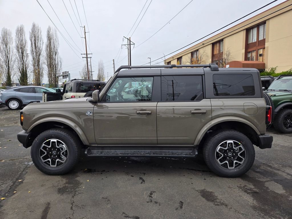 New 2025 Ford Bronco Outer Banks image 8