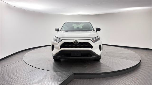 Used 2025 Toyota RAV4 LE FWD image 12
