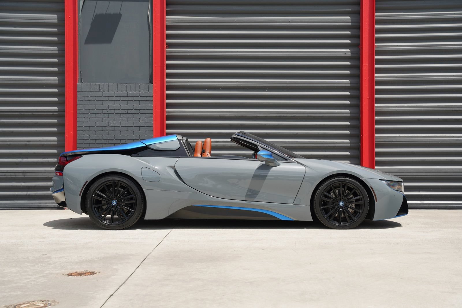 Used 2019 BMW i8 Roadster AWD/4WD image 15